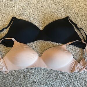 Victoria's Secret Black and Tan t-shirt lightly lined wireless Bras 38DD